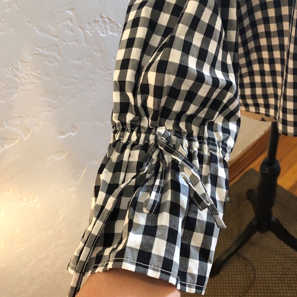 🎉Host Pick🎉-J. Crew blouse, size PL - Picture 3 of 7